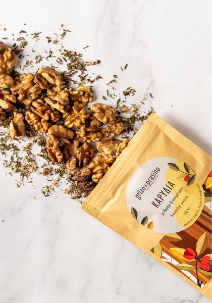 Alternative view of Καρύδια με θυμάρι και αλάτι