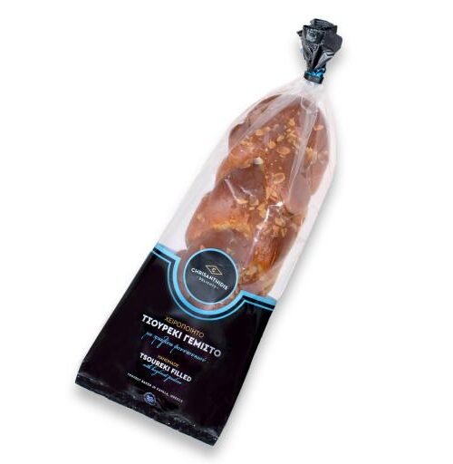 Τσουρέκι παραδοσιακό με γέμιση πραλίνας φουντουκιού