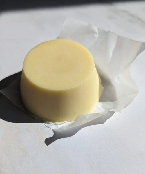 Alternative view of Beeswax balm bar
